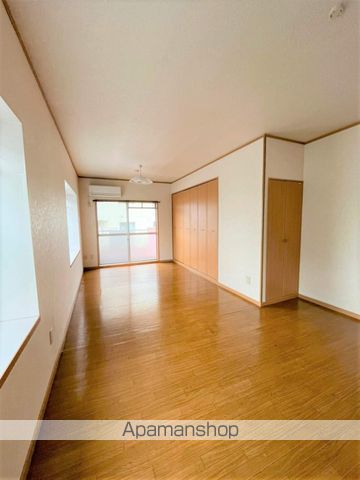 第6年見マンションの内装写真
