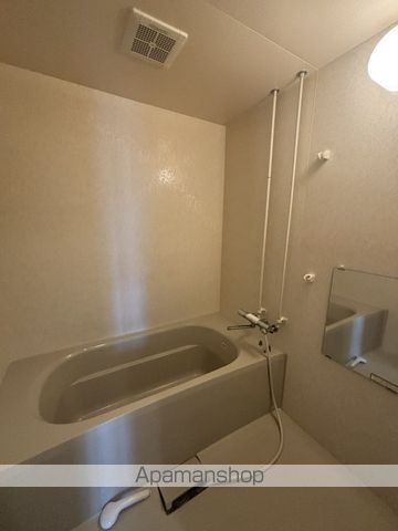 カラーズBの内装写真