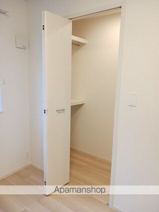 チェルキオ　グランデ　ウーノ[1LDK/50.05m2]の収納