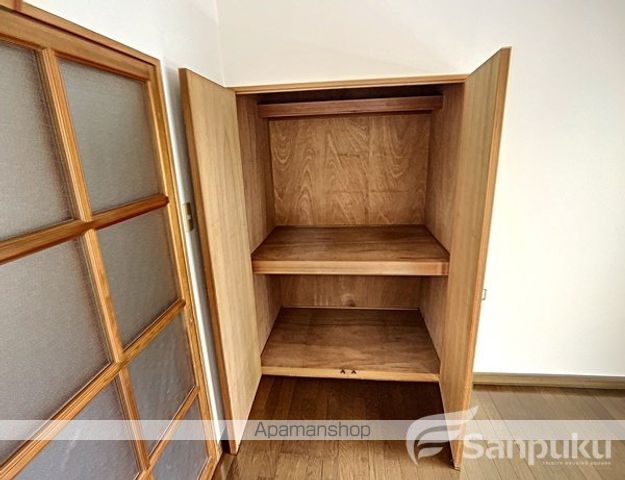 ワンカラー北斎院の内装写真