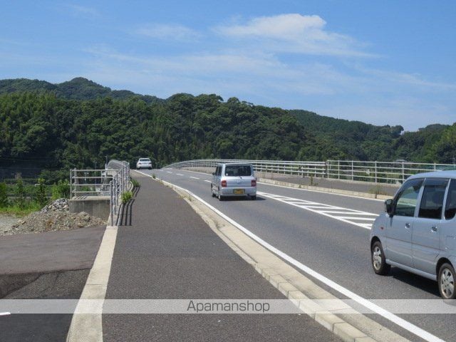 アヴニールロイヤルの周辺写真