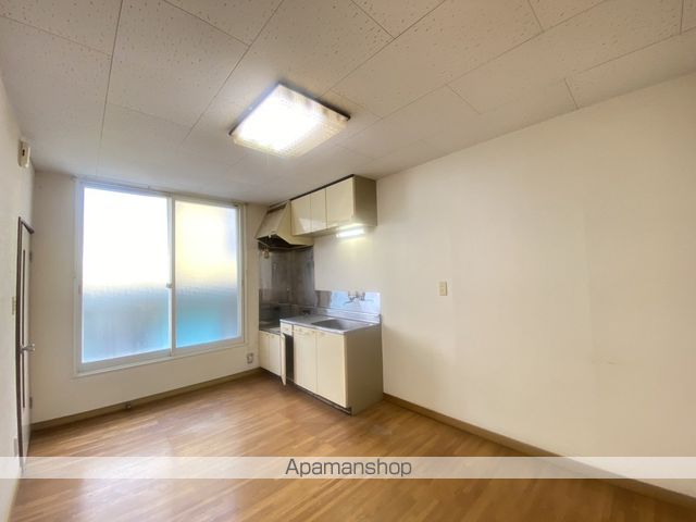 グランディール富岡IIIの内装写真