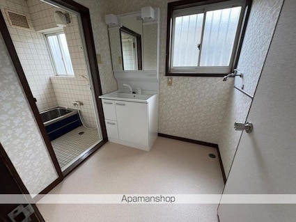 Ｓ亀田町借家[3LDK/92.07m2]の洗面所