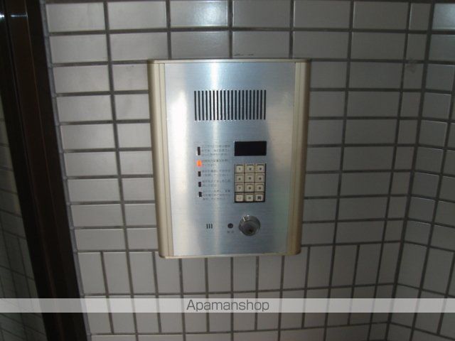 イースタンコートの外観写真