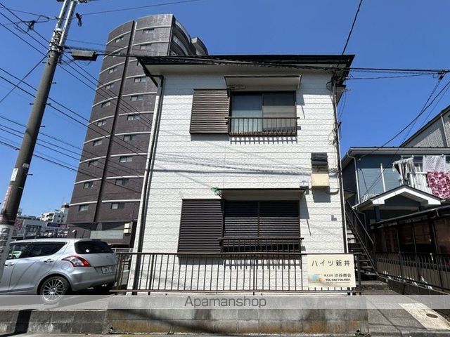 ハイツ新井の外観写真