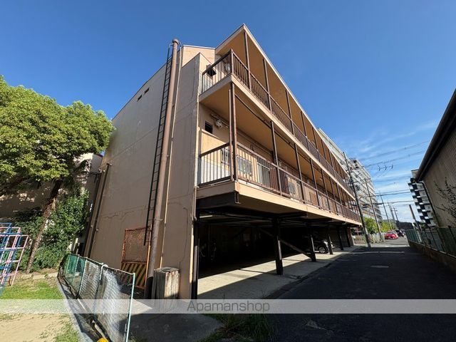 高宮マンションの外観写真