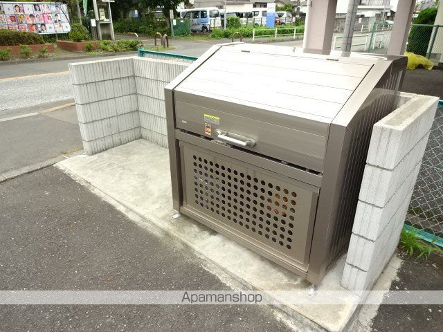 フォンターナロッソのその他写真