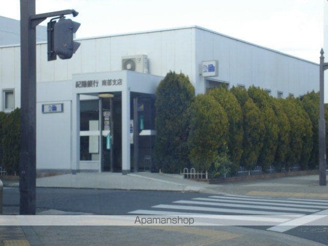 WITHの周辺写真