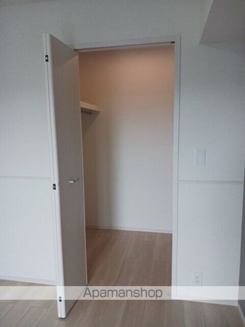 和歌山県和歌山市紀三井寺[1LDK/41.1m2]の収納