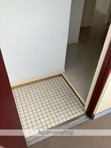 オリーブコート三吉2の内装写真
