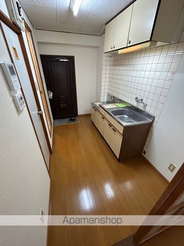 サンシャインハイツBの内装写真