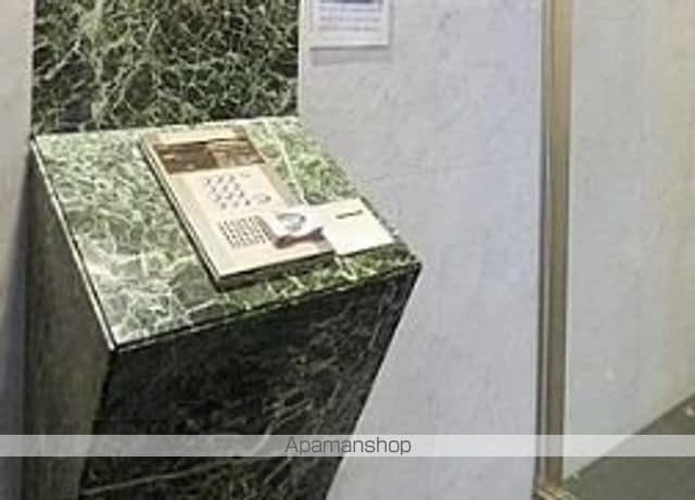 エンクレスト舞鶴の玄関写真