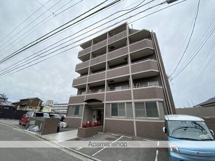 ラルゴ・ヴェローチェ[1K/27m2]の外観3