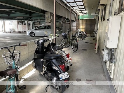 小倉ハイツ[1K/25m2]の駐車場