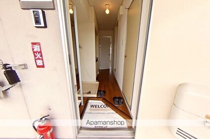 コーポエルム[1R/22.77m2]の玄関