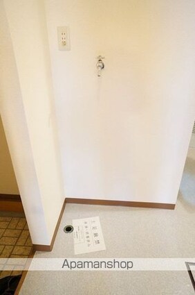 サニーハイツ上用賀[2K/29.81m2]の収納