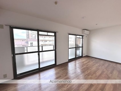 Ｃｈｅｚ－ｓｏｉ　ＴＡＴＳＵＭＩ　Ⅱ番館[2LDK/54m2]のリビング・居間