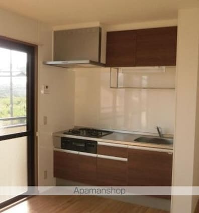 ファミール河野Ａ・Ｂ・Ｃ棟[2LDK/55.44m2]の内装2