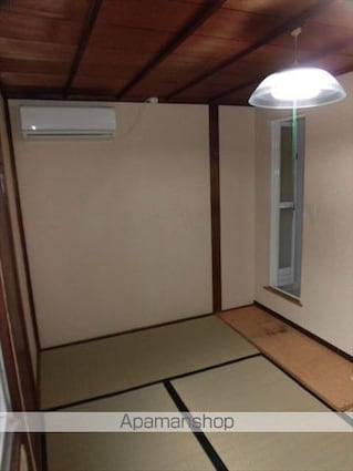 和歌山県和歌山市島橋南ノ丁[2K/30.78m2]のリビング・居間