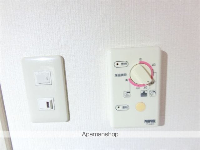 メゾンつつじヶ丘 壱番館の内装写真