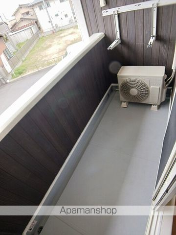 トゥールビヨンの内装写真