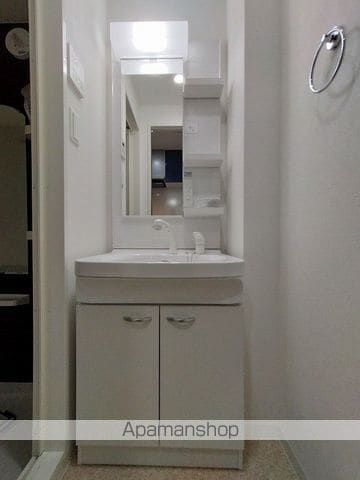 LUXENA新大阪の内装写真