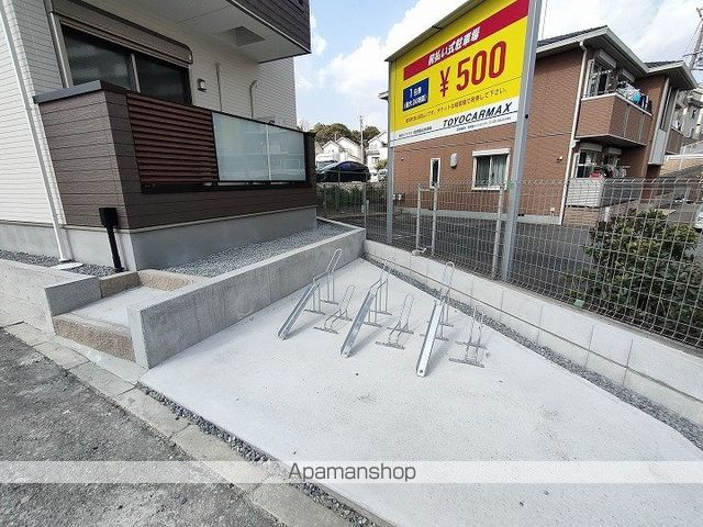F ASECIA LAUDのその他写真