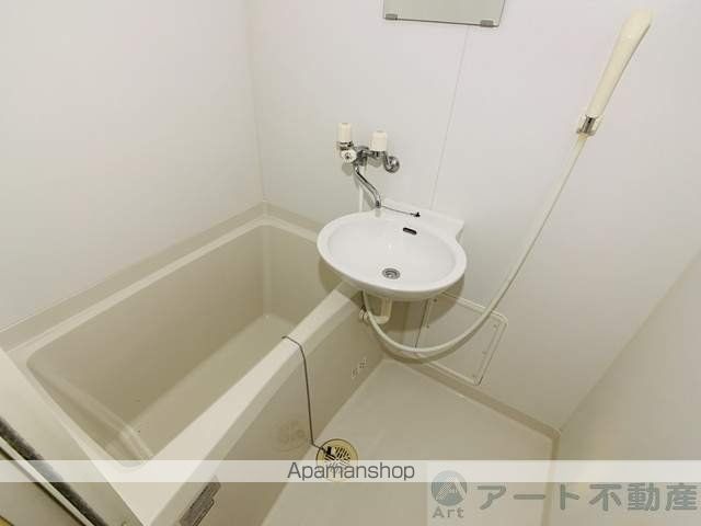 レオパレスラ プランタン IIの内装写真