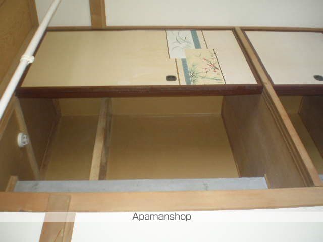アルファワカヤマの内装写真