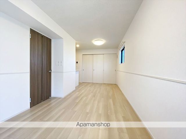 フォレスト　Ｂ[1LDK/50.01m2]のリビング・居間