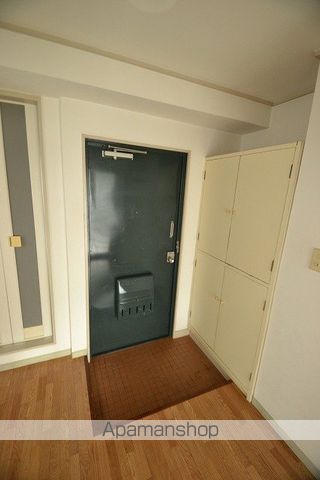 ホワイトコートセザムの内装写真