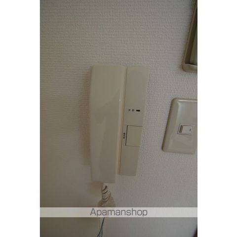 矢木楽器本社店ビルの内装写真