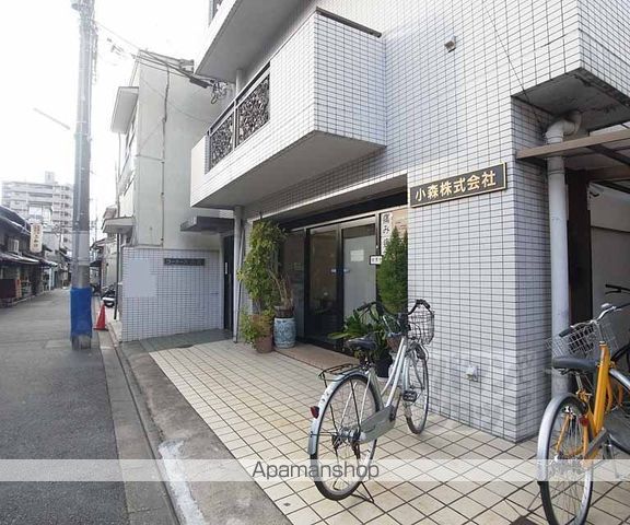 コータース小森の玄関写真