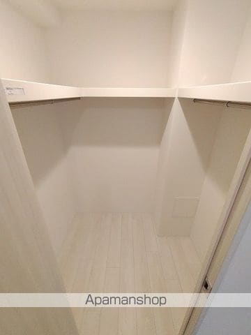 スプランディッド新大阪VIIIの内装写真