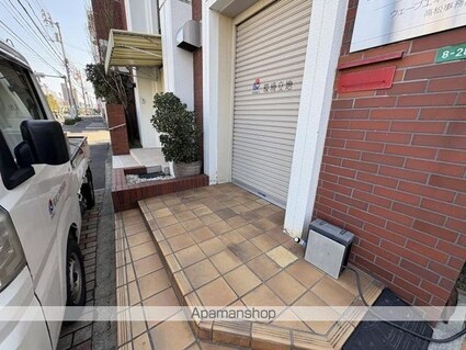 環境立地ビル[2LDK/52.39m2]のエントランス