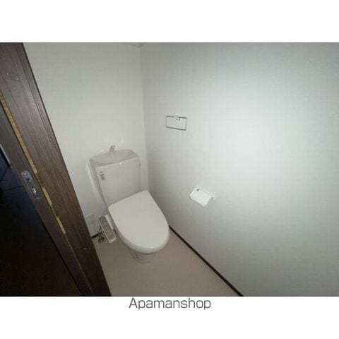 La route中町の内装写真