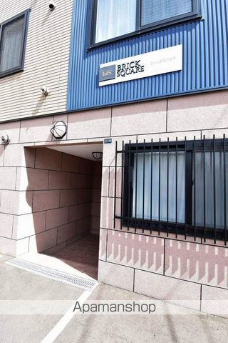 ブリックスクエアの玄関写真