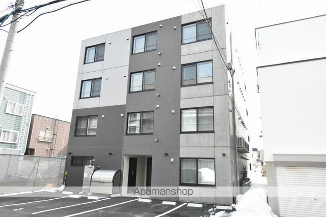 フロンティアの外観写真