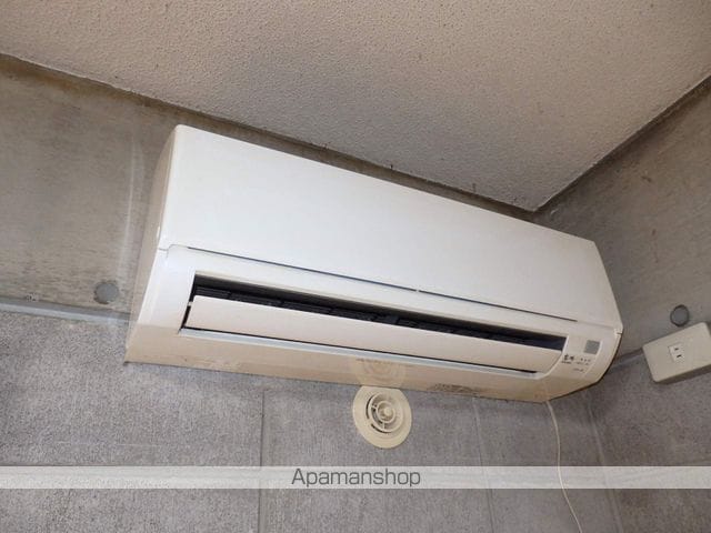 帯広市 3階建 築34年の内装写真