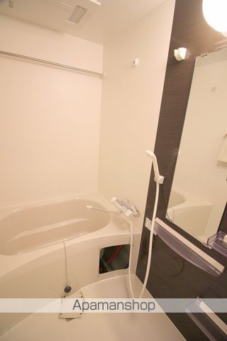 SERENiTE本町refletの内装写真