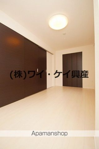 セゾン セレーナの内装写真