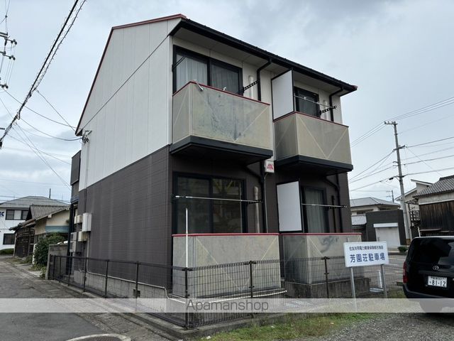 ウィスティアリア雅の外観写真