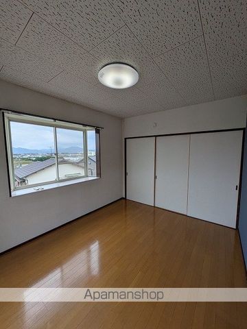 カーサ伊庄段北の内装写真
