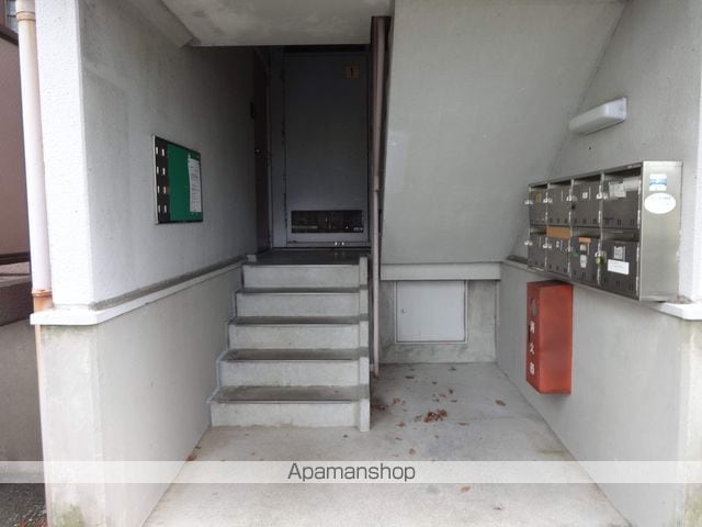 エステート松風台の玄関写真