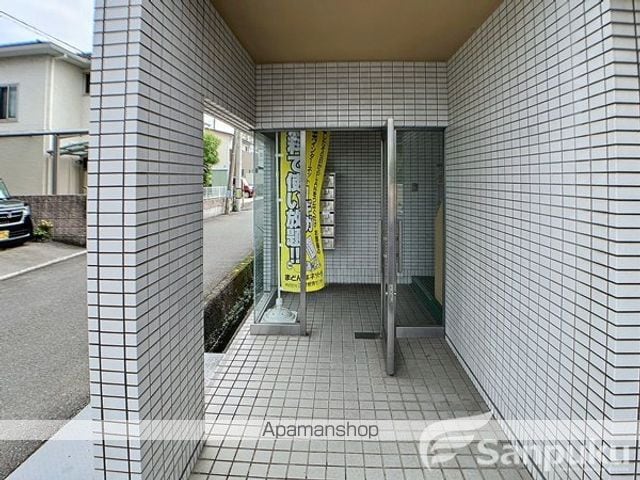 リベラル余戸の玄関写真