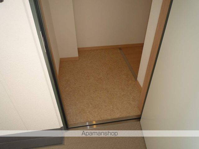 ドミールときめき坂[1K/30.21m2]の玄関