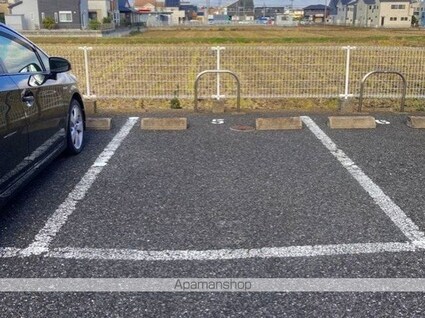 レオパレス一穂Ⅱ[1K/20.28m2]の駐車場