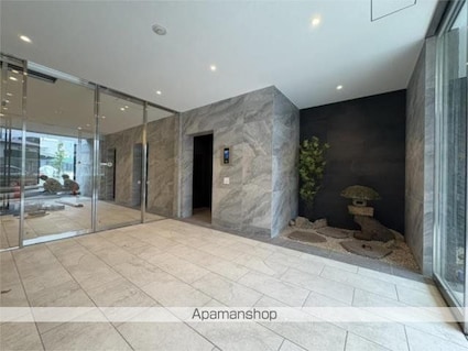 Ｓｔａｄｔ　Ｎｅｒｉｍａーｋａｓｕｇａｃｈｏ[2LDK/64.42m2]のエントランス