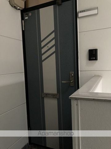 グランディールレーヴの玄関写真
