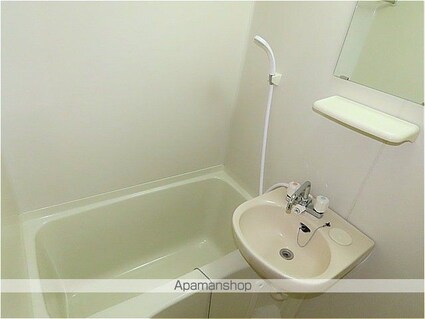 レオパレスグリーンパーク[1K/23.18m2]のバス